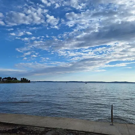 Vikendica Luka Privlaka (Zadar)